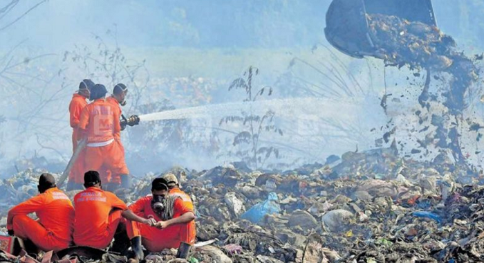 #GodsOwnTrash: Netizens voice their anger as Brahmapuram landfill in Kerala burns for 12 days, here is what happened