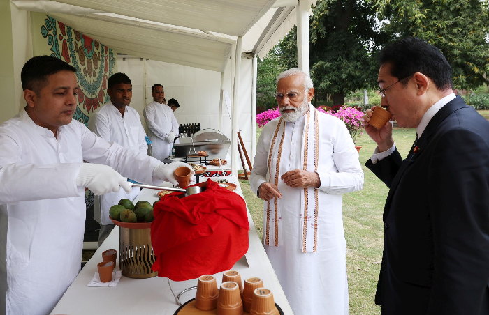 Japan's PM Fumio Kishida enjoys Golgappas with PM Modi: Watch