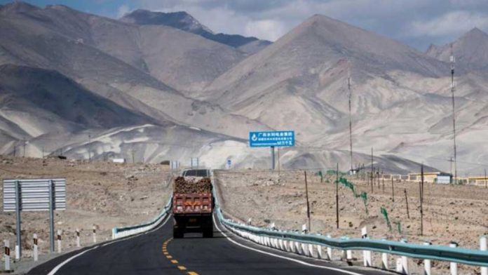 Gilgit Baltistan construction contractors stop work