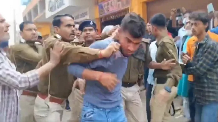 710px x 400px - Bihar: Army jawan assaulted and arrested after Naseem Akhtar's FIR against  him