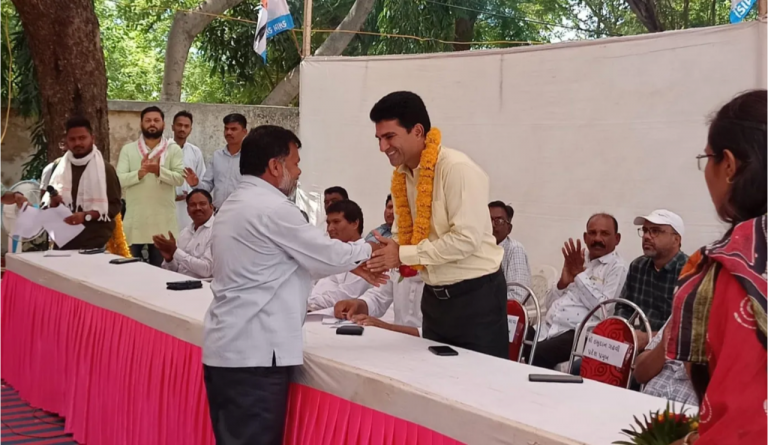 AAP Gujarat chief says the party is ready to challenge BJP for the 2024 LS elections, had earlier lost deposits on 128 seats in assembly polls