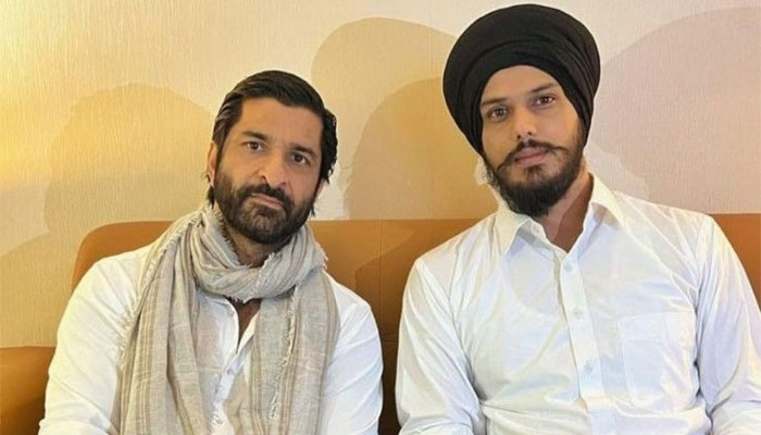 Amritpal Singh’s financier and close aide Daljeet Singh Kalsi arrested in Gurugram, video surfaces on social media