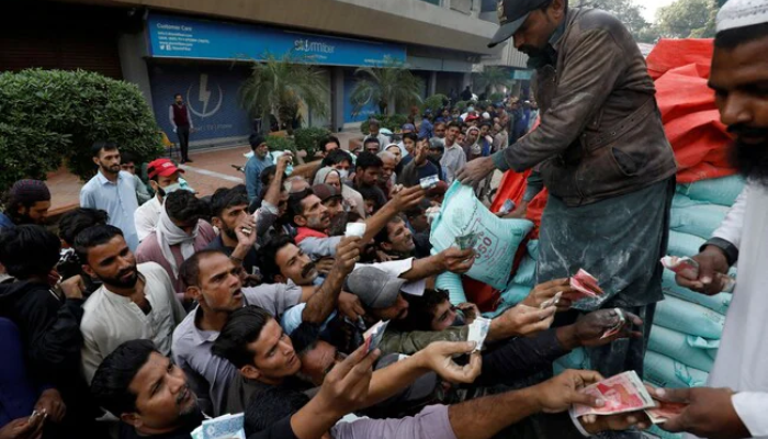 Pakistan: More clashes, injuries and deaths in the month of Ramzan amidst severe food crisis in the country