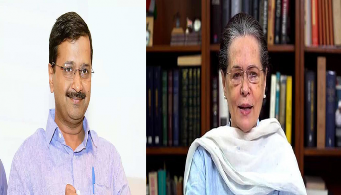 To defeat BJP in the election, the Delhi CM appealed with Sonia Gandhi to fight the election together.