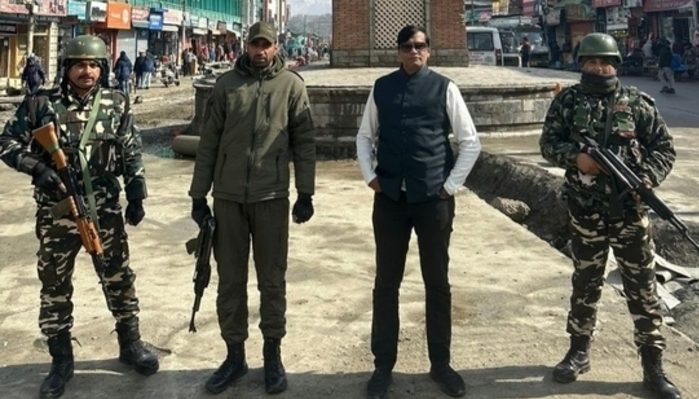 Conman poses as Additional Director (PMO), gets Z-plus security and bulletproof SUV, arrested by Jammu & Kashmir Police