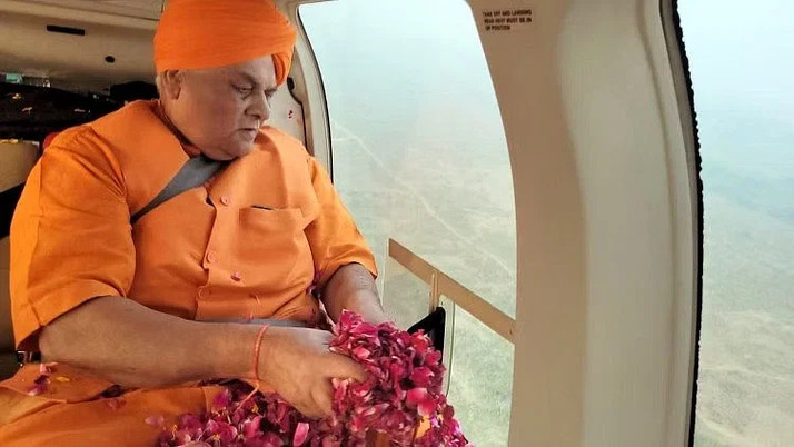 Samajwadi Party MLA Swami Omvesh seeks permission to shower flower petals on Namazis from helicopter in Bijnor