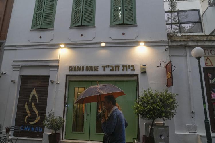 Two Pakistani men arrested for plotting terror attack on Jewish restaurant in Greece