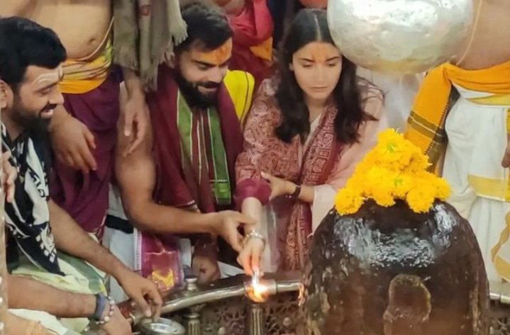 Virat Kohli and Anushka Sharma visit Mahakaleshwar Temple in Ujjain and perform ‘Bhasma Aarti’, pictures of the visit go viral