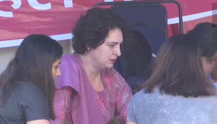 Priyanka Gandhi visits protesting wrestlers at Jantar Mantar after Delhi Police filed 2 FIRs against WFI chief Brij Bhushan