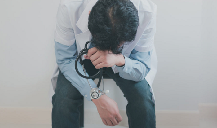 Hyderabad doctor operates on the wrong leg of a patient, medical council suspends licence for six months