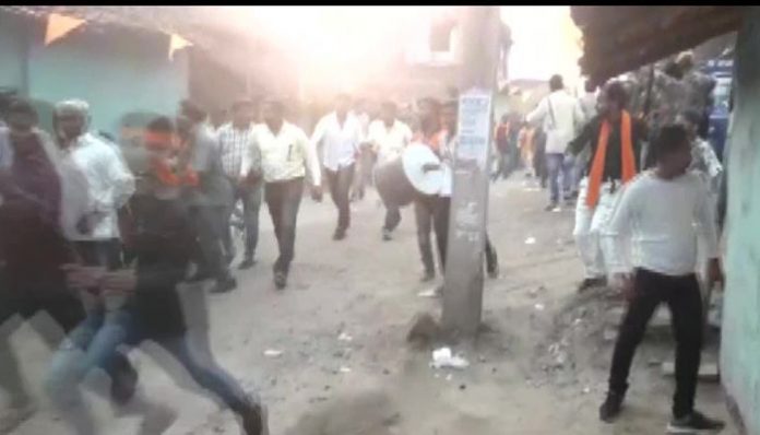 Jamshedpur: 5 injured after stones pelted at Ram Navami immersion procession