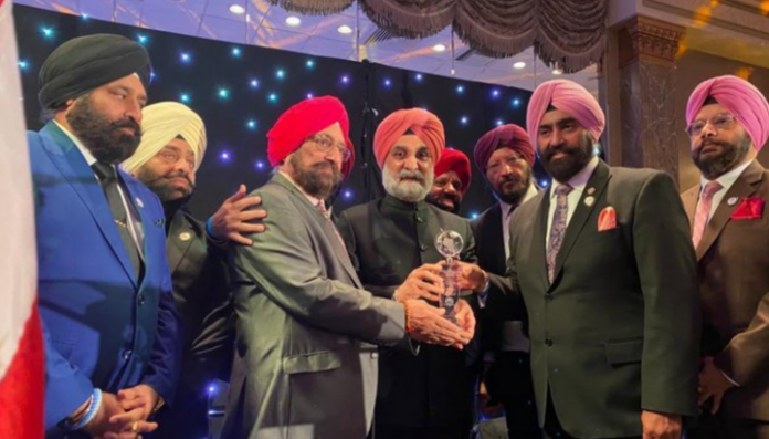 Indian Ambassador Taranjit Sandhu gets 'Sikh Hero Award in USA