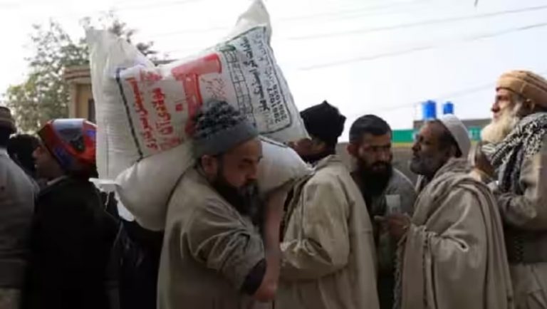 Flour distribution related violence leaves five injured in Pakistan’s Punjab
