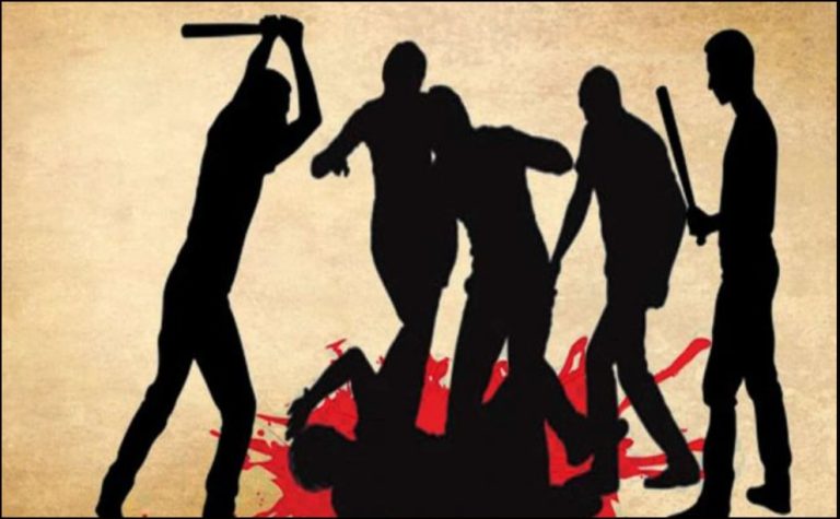Muslim mob assault Hindu man for giving a lift to Muslim classmate only a day after 3 cases of Hindu women being brutalised, brainwashed were reported