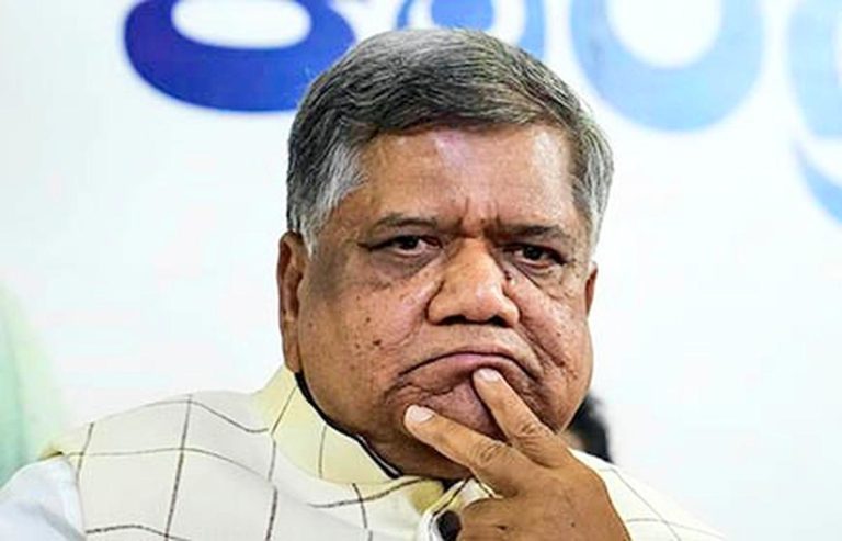 Karnataka polls: Jagadish Shettar, who had quit BJP to join Congress ahead of elections, loses to BJP’s Mahesh Tenginakai with a huge margin