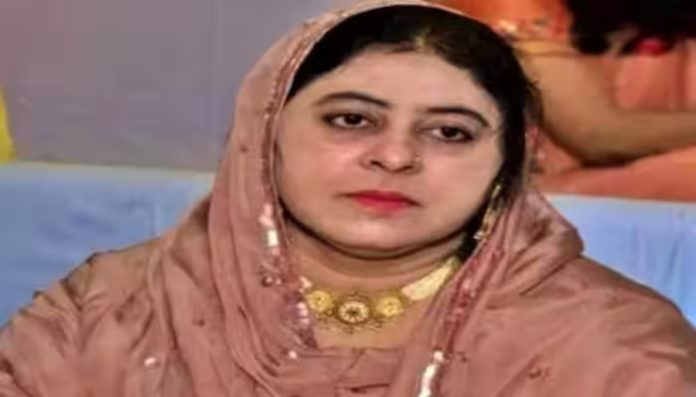 Prayagraj police issue lookout notice against Atiq Ahmed's wife Shaista Parveen, Guddu Muslim and Sabir: Details