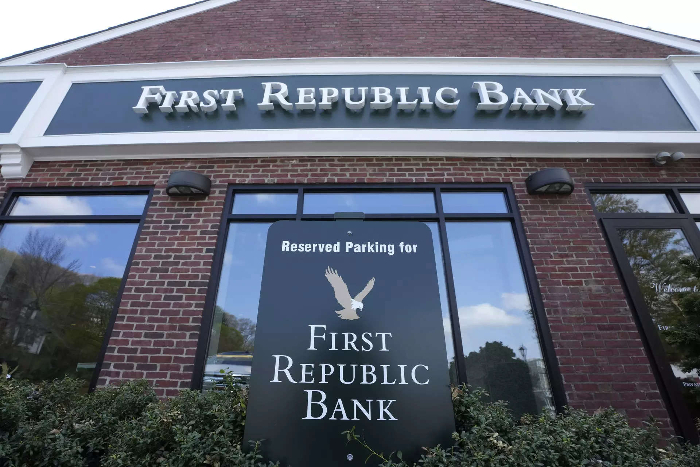 Read more about the article Another US bank closed, JP Morgan to acquire assets of First Republic Bank