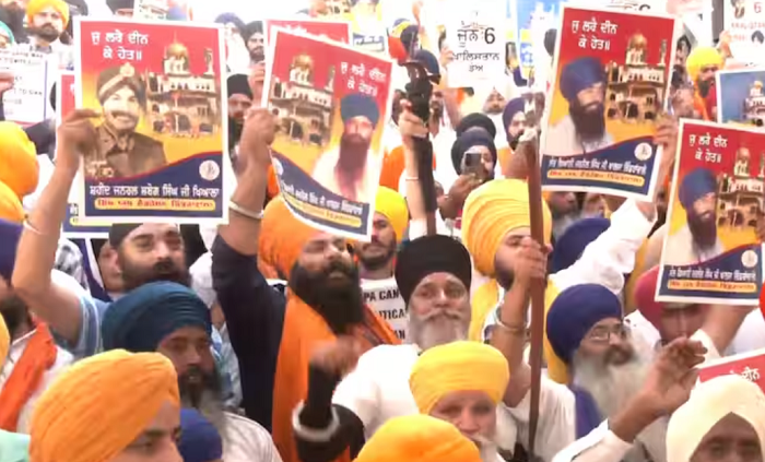 39 years of Operation Blue Star: Bhindranwale posters, pro-Khalistan slogans raised at Golden Temple in Amritsar