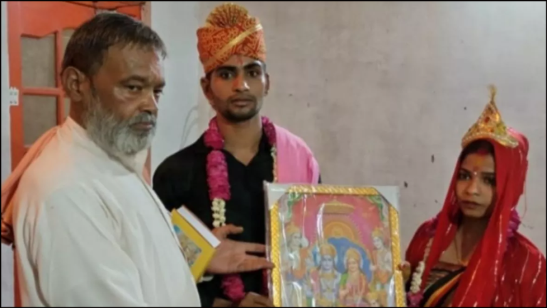 Bareilly: Shehnaaz embraces Hinduism after husband gives triple talaq for her devotion towards Lord Krishna, marries Hindu friend Pawan