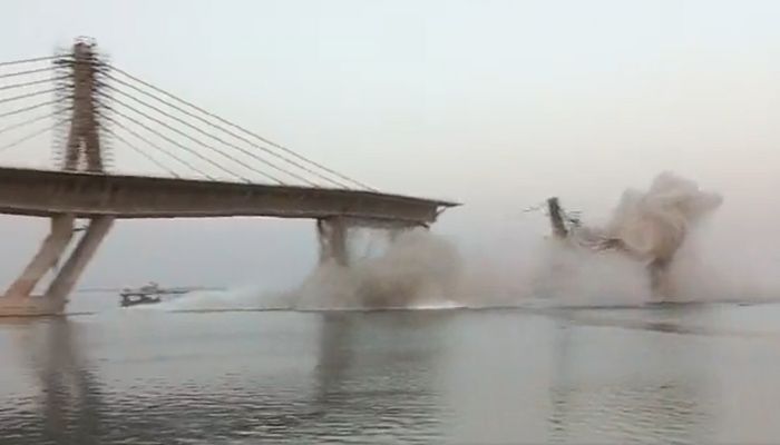 Under construction for over 8 years, Nitish Kumar’s dream project Aguwani-Sultanganj bridge over Ganga collapses again, a guard goes missing