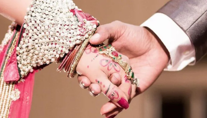 Bihar: Saba Khatoon leaves her husband’s home just days after marriage because he stopped her from posting photos on Instagram