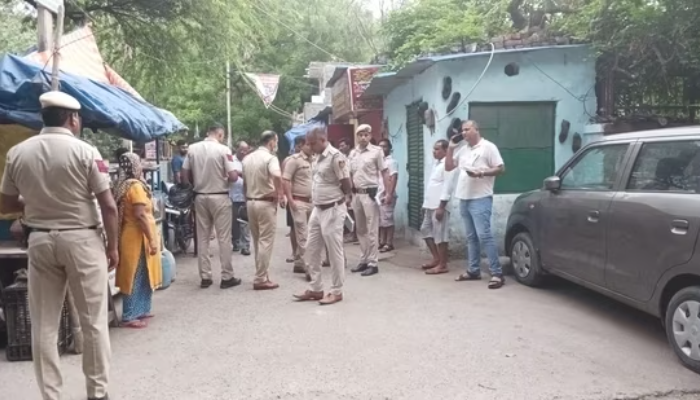Delhi: Two sisters shot dead in RK Puram by assailants who came to kill their brother over a loan dispute, 3 arrested