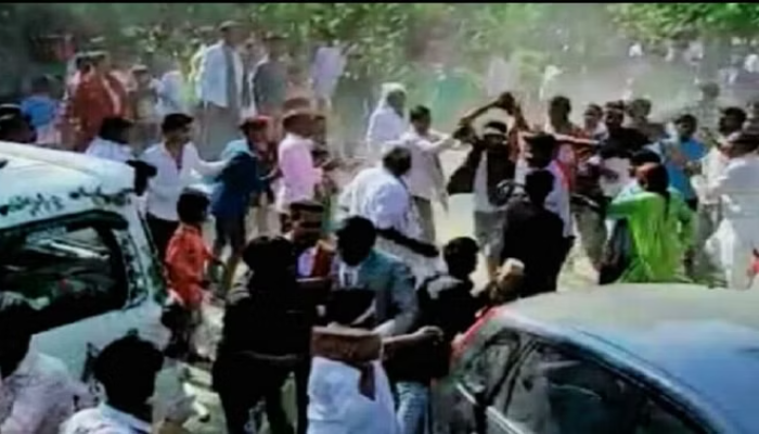 Uttar Pradesh: Two baraats going for nikah of two girls of a family fight with stones and sticks over dancing to the DJ in Barabanki, video goes viral