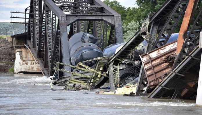 yellowstone train crash