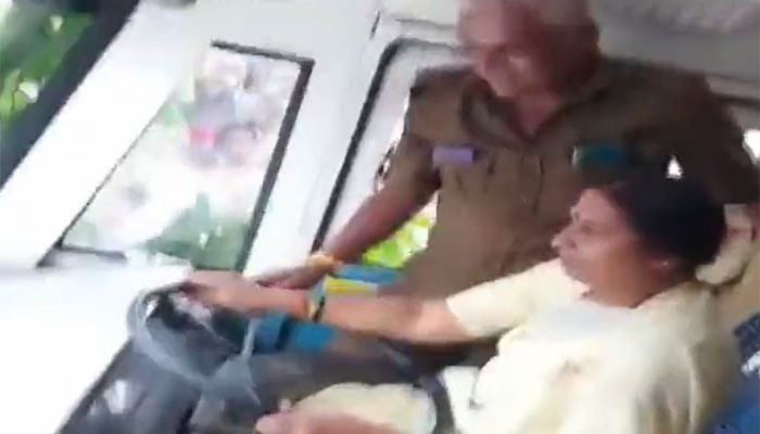 Karnataka: Congress MLA Roopkala starts free bus service by driving the bus herself, puts reverse gear and damages vehicles parked behind