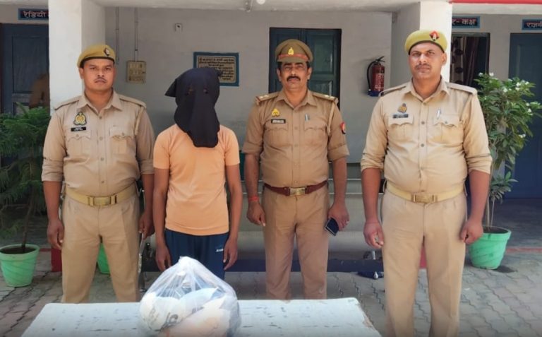 Uttar Pradesh: 11-year-old girl abducted from home, raped, and killed by one Sheel Kumar in Gilaula, reports claim his actual name is Muzzafar Khan
