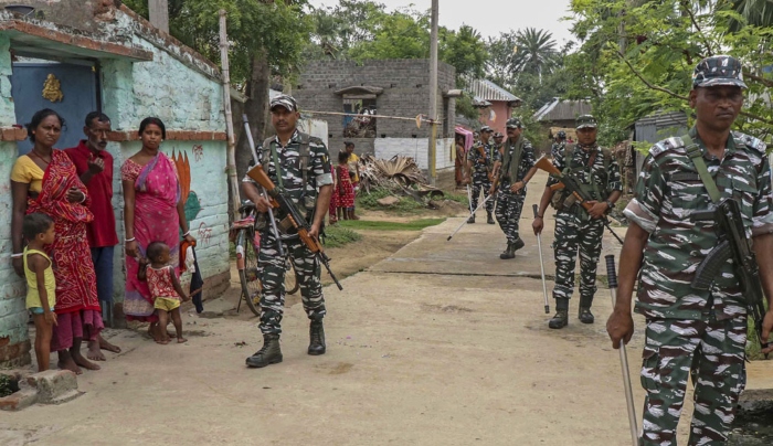 West Bengal: Congress panchayat poll candidate Chamatkar Sheikh and four others arrested for making crude bombs
