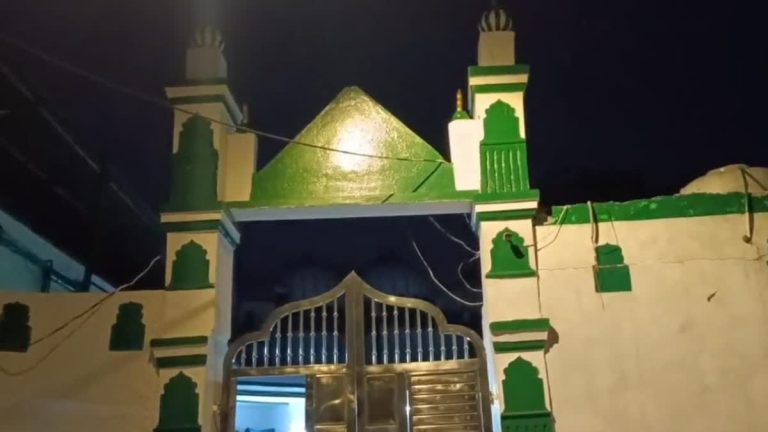 Delhi: Indian Railways issues notice to two mosques built on railway land, asks them to vacate encroached government property in 15 days