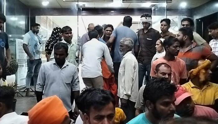 Kanwar Yatra: Six kanwariya pilgrims electrocuted to death, more than 10 injured after coming in contact with a high tension wire, investigation underway