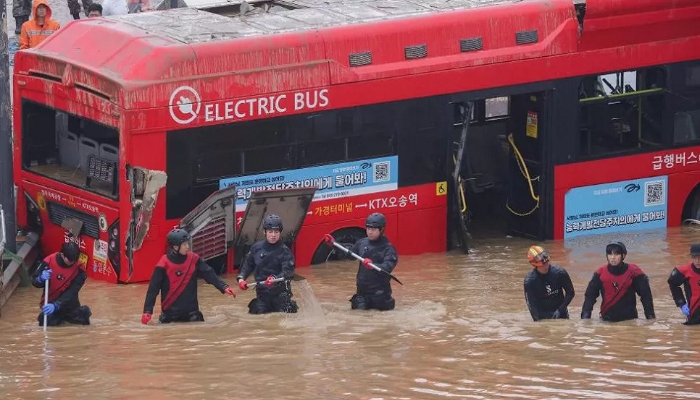 South Korea: Nine bodies recovered from flooded tunnel as death toll reaches 35