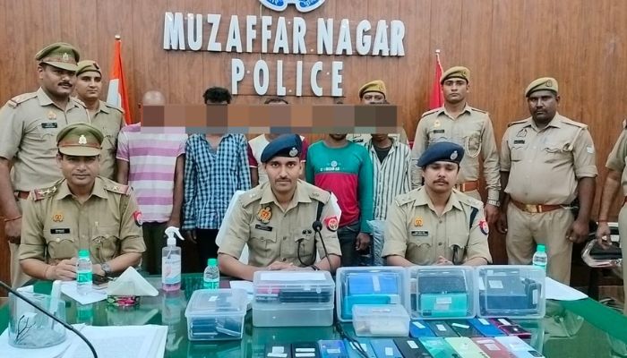 UP: Five Muslim thieves arrested who dressed up as Kanwariyas to steal mobile phones from Kanwar camp in Muzaffarnagar, 100 phones recovered