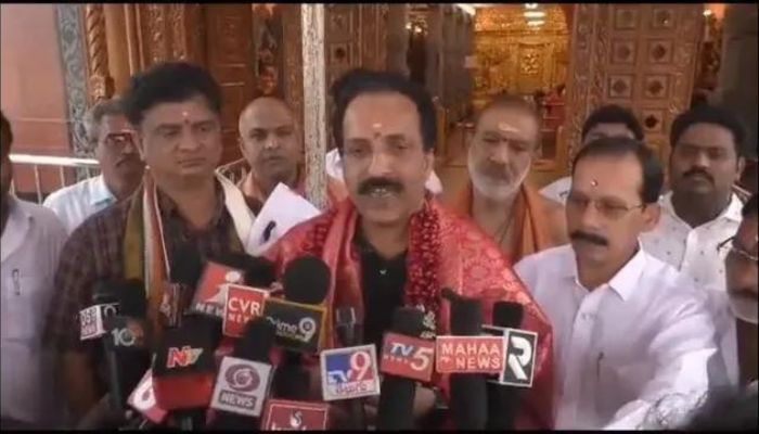 ISRO scientists visit Tirupati temple ahead of Chandrayaan-3 launch, upset self-styled “astrophysicists” of Twitter