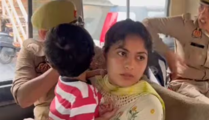 Bangladeshi national Sonia Akhtar lands up in India to meet ‘husband’ Saurabh Tiwari, claims he embraced Islam, married her in Dhaka and fled