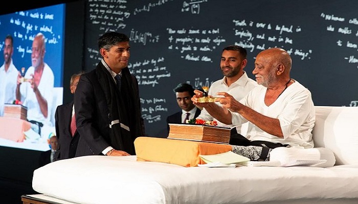 UK: British PM Rishi Sunak attends Ram Katha recital by Morari Bapu at Cambridge University