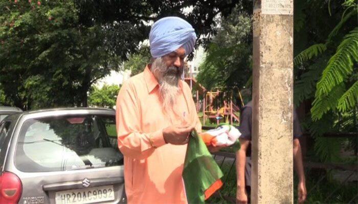 Chandigarh: Police stops activists from hoisting Indian Tricolour at terrorist organisation SFJ chief Gurpatwant Pannu’s house