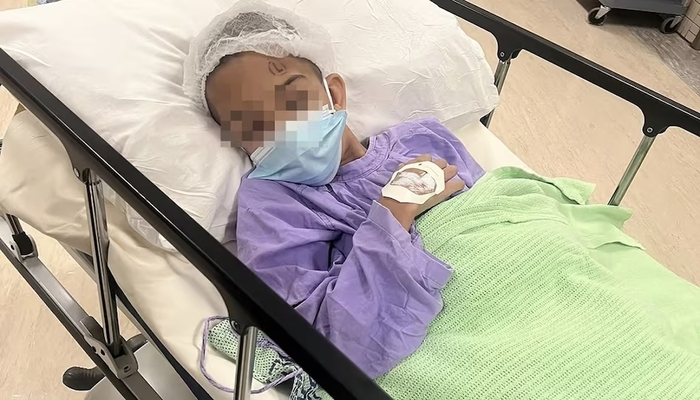 Hong Kong: Madarsa teacher damages minor boy’s eye for mistake in reciting Quran verses, boy forced to undergo six-hour-long surgery