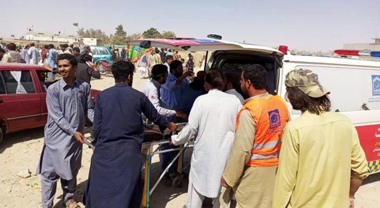 Pakistan: At least 52 people killed and dozens injured in suicide bomb blast near Eid Miladun Nabi procession in Balochistan