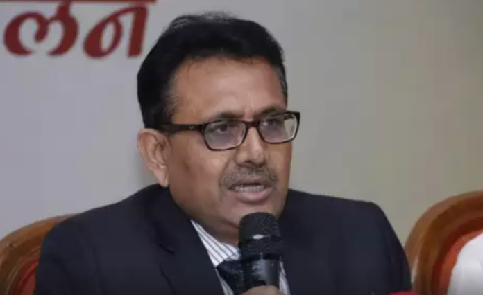 CBI arrests GAIL Exc Director KB Singh and others in bribery case