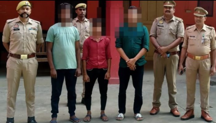 Uttar Pradesh: Police arrest Jahangir and two others for the abduction, gang rape of minor girl in a moving car in Kushinagar
