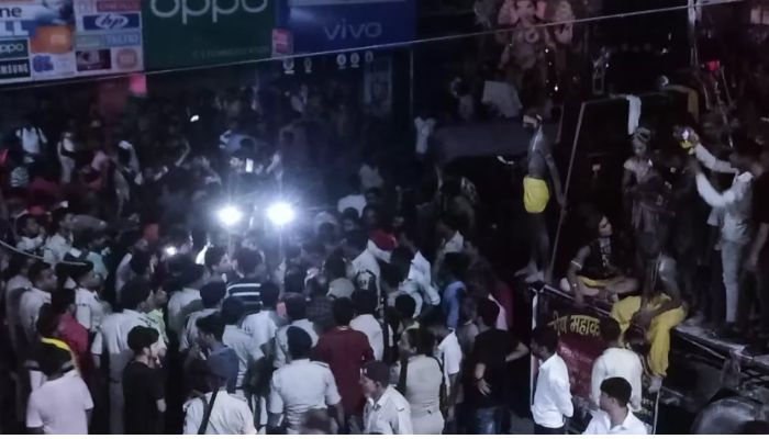 Bihar: Acid thrown on Ganpati Visarjan procession passing through Muslim dominated area in Motihari, 3 injured