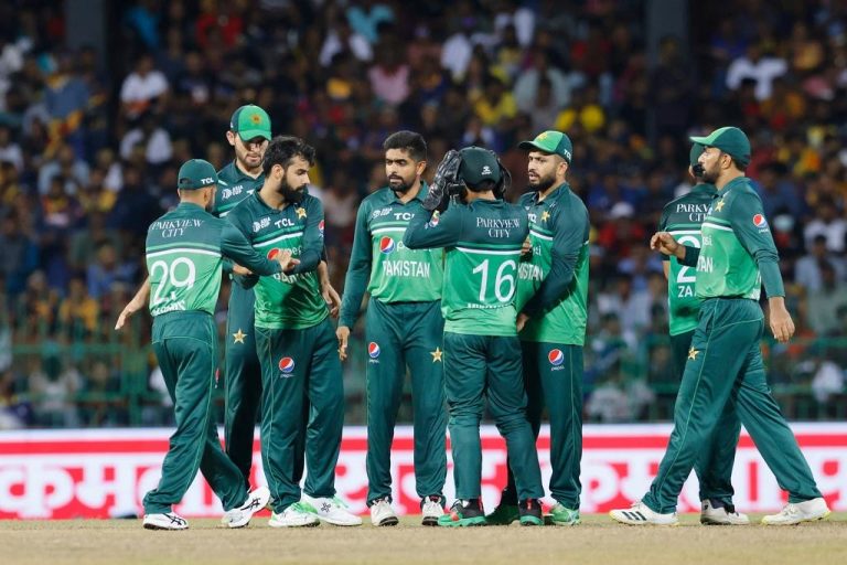Pakistan end 1,169-ball ‘no six’ streak in first powerplay of ODIs, hit two sixes in World Cup match against Afghanistan
