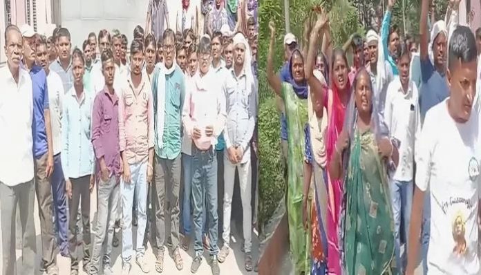 Bharuch Muslims threaten tribal Hindus not to celebrate Navratri.