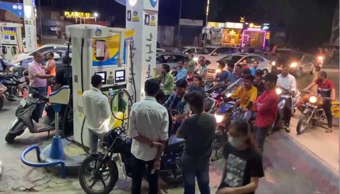 Rajasthan: Petrol pump operators on a 12-hour strike over high VAT, indefinite strike to start from October 2 if concerns not addressed