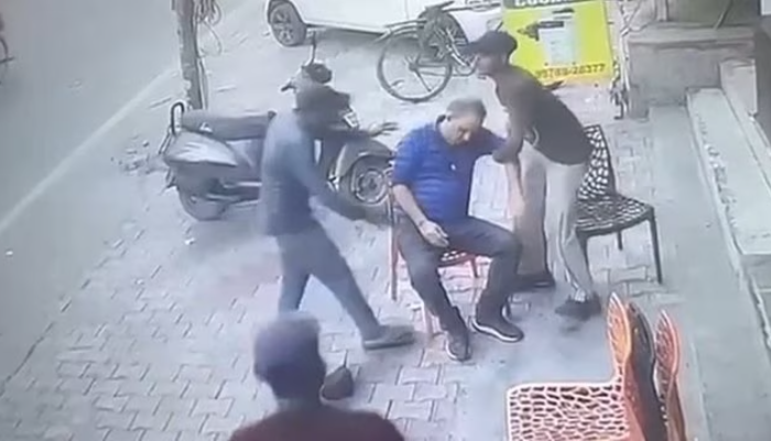 Punjab: Shopkeeper sitting outside his shop shot dead in Bhatinda by unidentified men, murder caught on CCTV camera