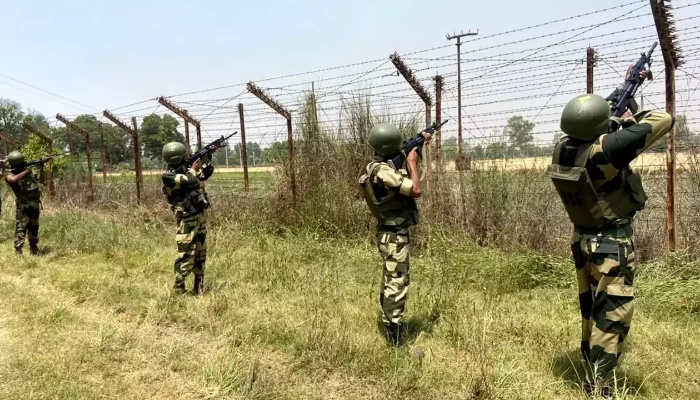 3 persons including 2 BSF jawans injured as Pakistani Rangers start unprovoked firing in Jammu
