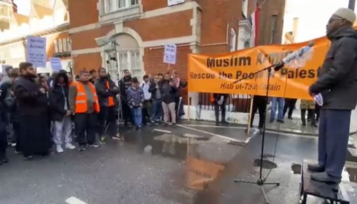 UK's Metropolitan Police downplays 'jihad' slogans in pro-Hamas rally in London